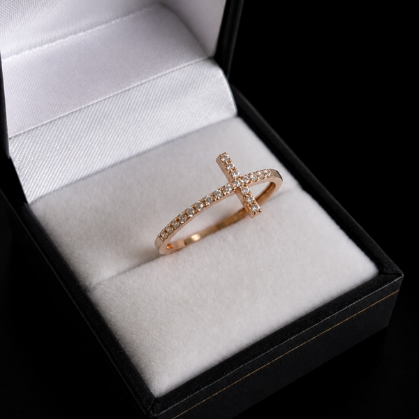 Anillo cruz de oro 18k